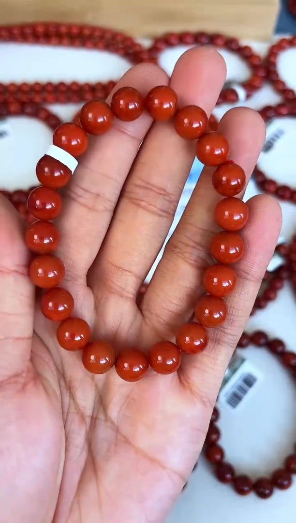 手串未镶嵌南红玛瑙9mm瓦西满肉柿子红单圈【微瑕】A27