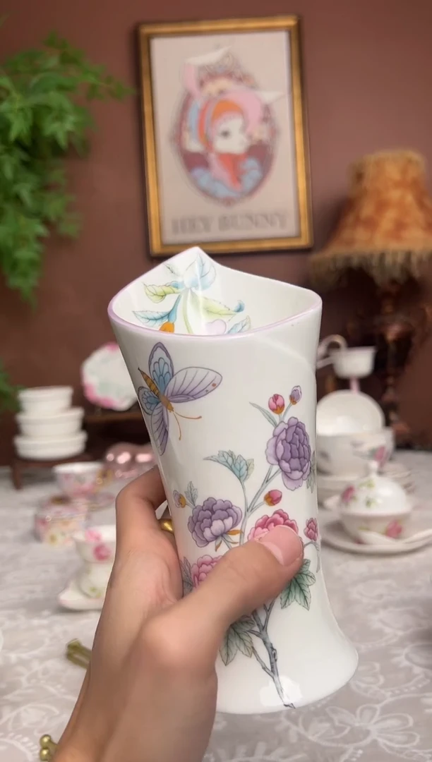 36%以上骨粉骨瓷蝶恋花筷子筒