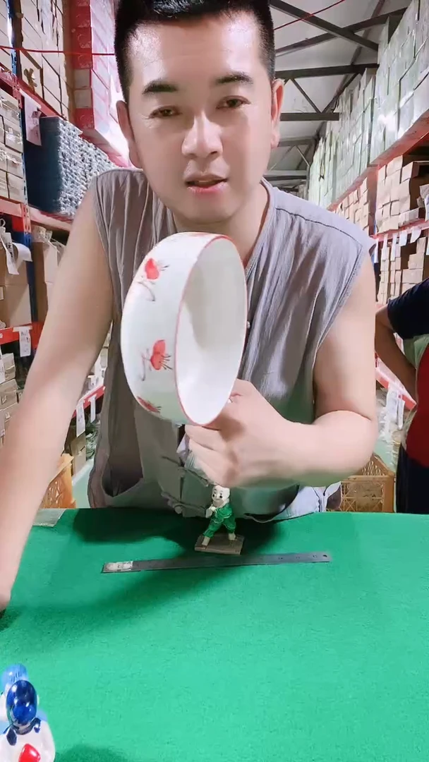 瓷片碗碟好物一件不留@@1