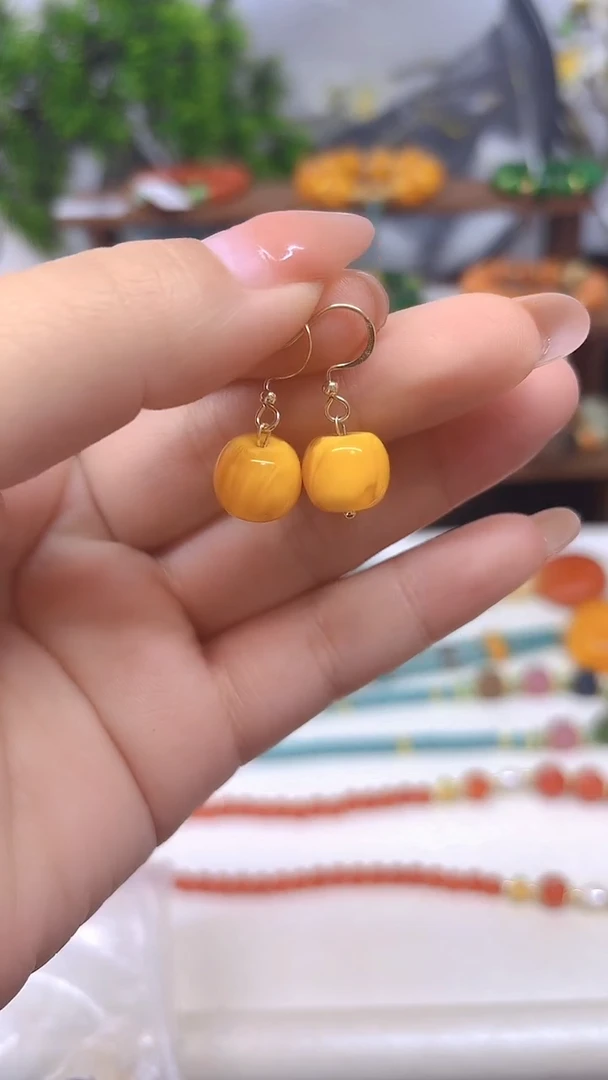 蜜蜡14K金镶嵌耳饰E01