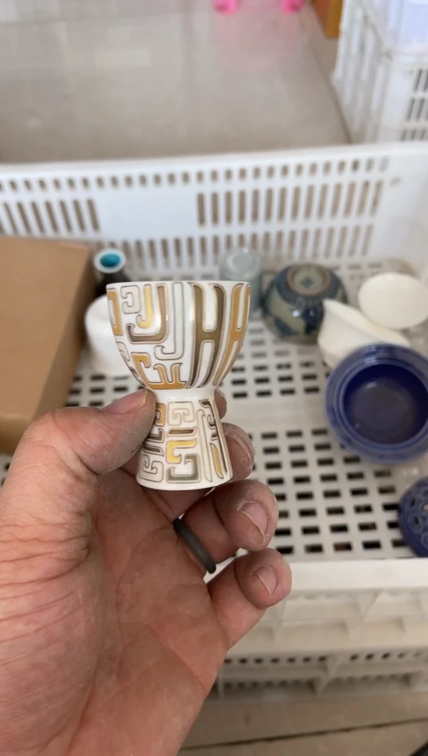 杯无运费险有瑕疵的摄影的产品有使用过的痕迹有点脏介意勿拍