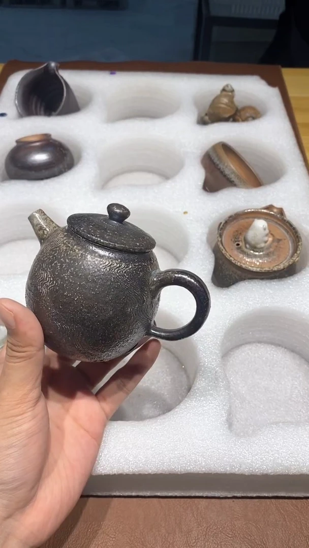 奢瓷/瑞寅柴烧茶器（壶）704