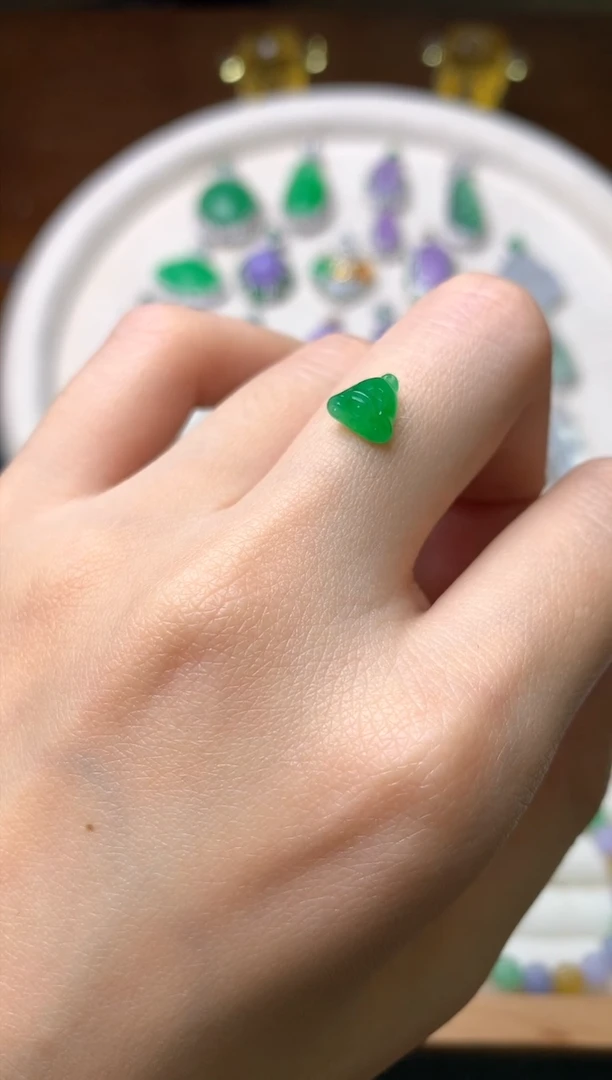 【闪购商品】定制翡翠未镶嵌裸石（镶嵌定制）