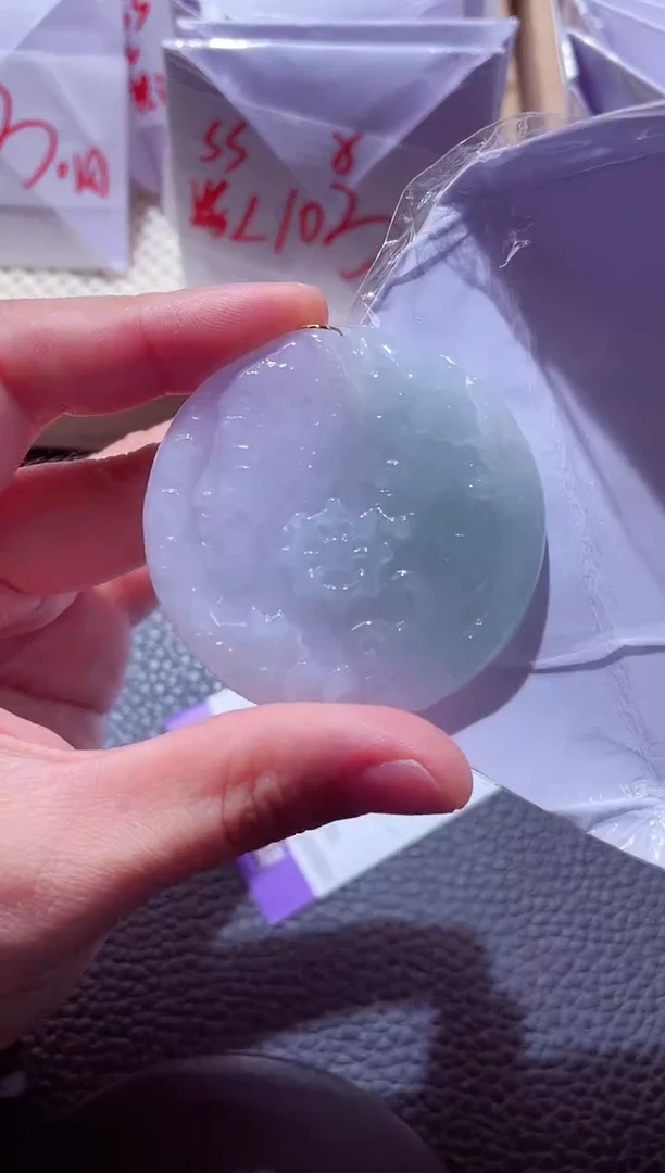 颈饰未镶嵌翡翠00003804