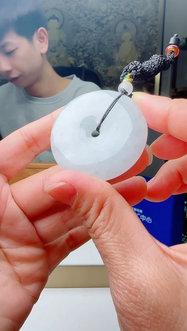 【闪购商品】翡翠颈饰未镶嵌1111111111
