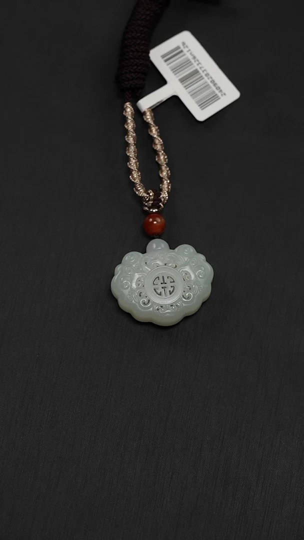 和田玉未镶嵌颈饰0