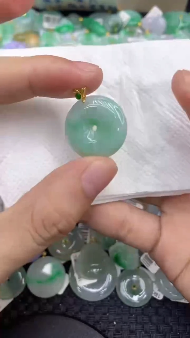颈饰未镶嵌翡翠天然缅甸A货翡翠