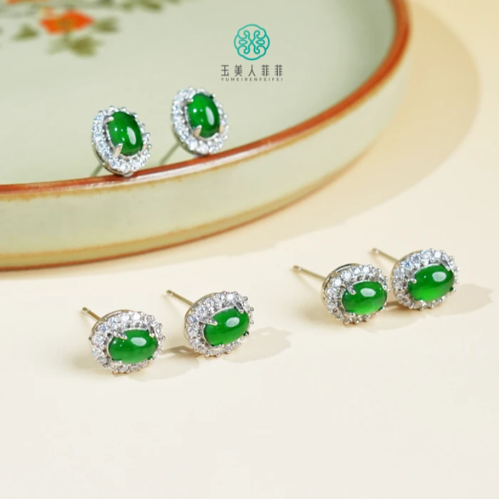 石惑珠宝~翡翠蛋面耳钉约4*6mm-多样性发一