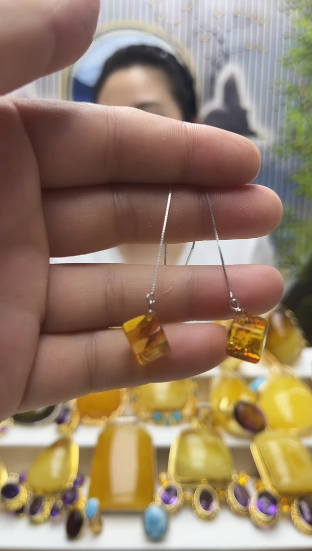 未镶嵌琥珀裸石花珀耳线