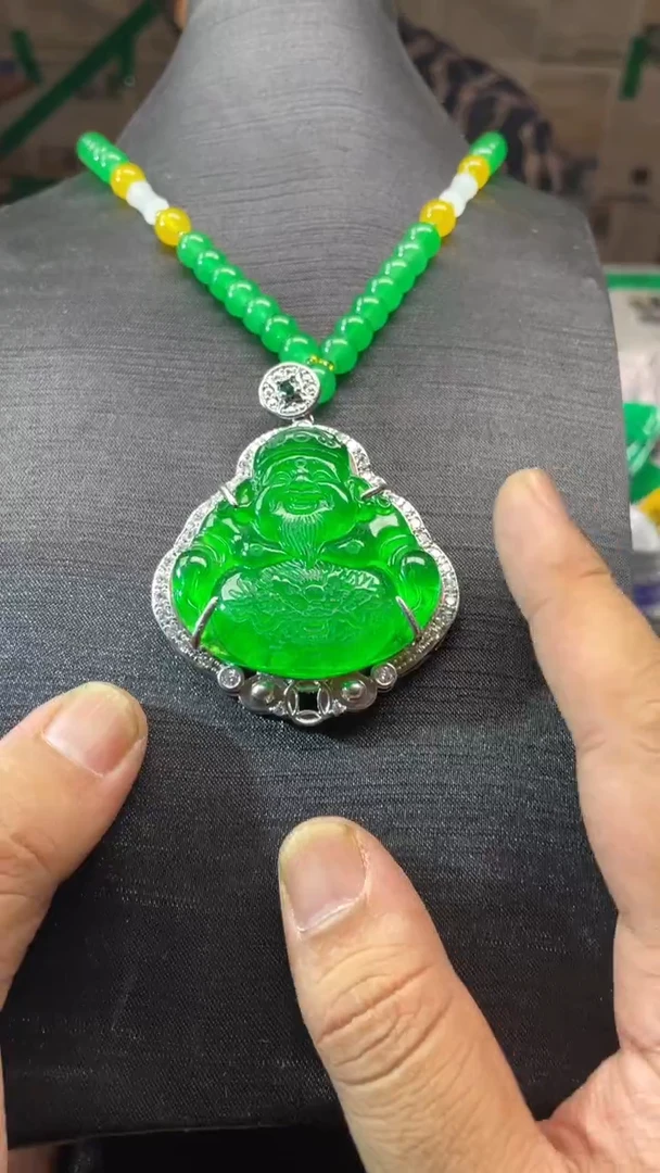 林子收货时尚吊坠AA23