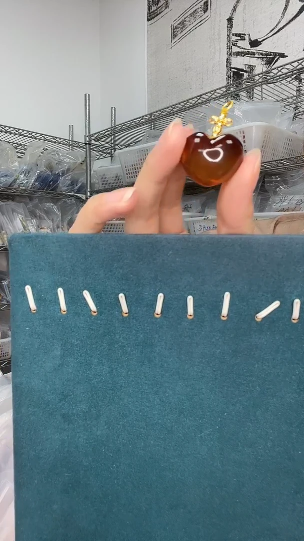 未镶嵌琥珀裸石凤**娘A1670天然蜜蜡裸发