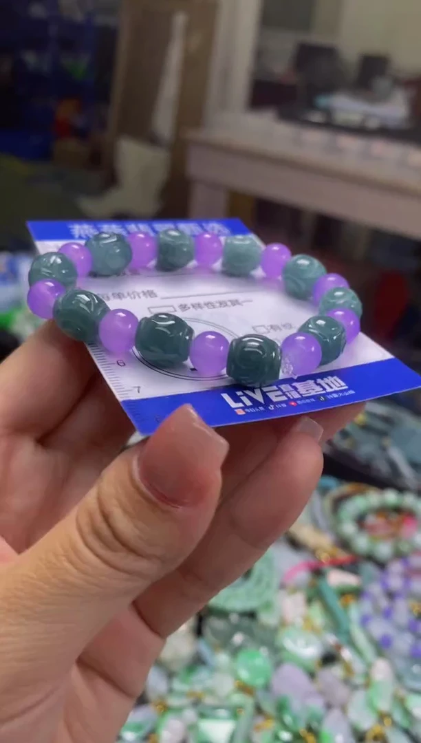 翡翠未镶嵌颈饰闪购0002272