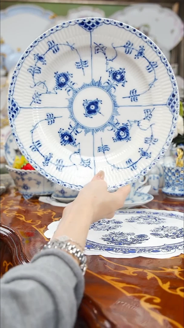 摆件米多家中古瓷器如图所示22