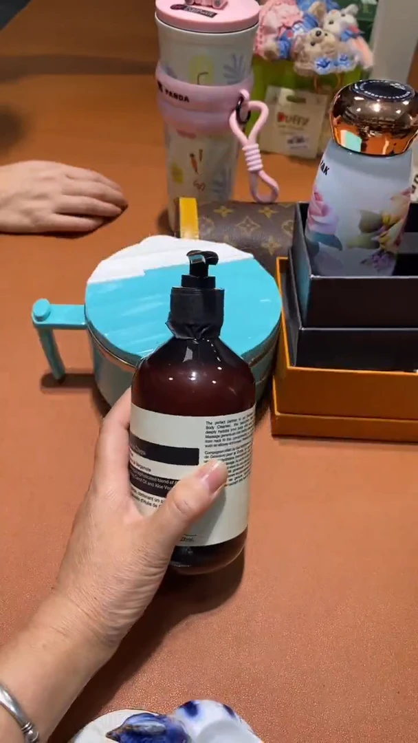 瓷片品牌 包包香水手表护肤品@@1