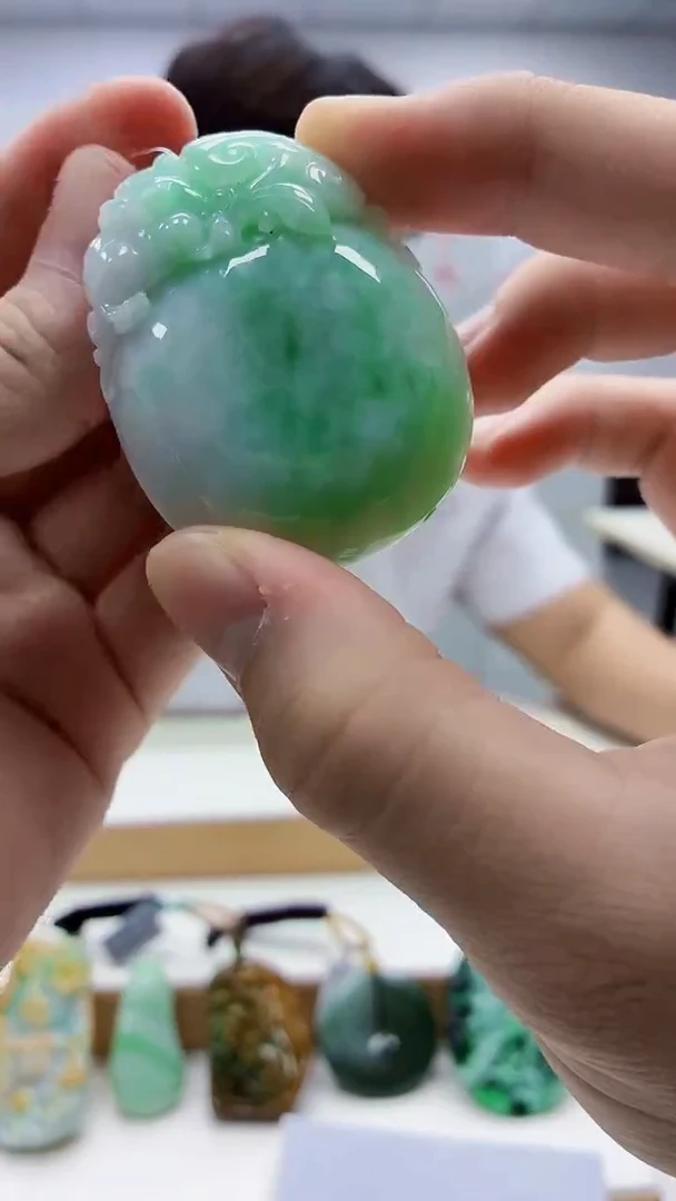 未镶嵌定制翡翠5145bb-毛货挂件5