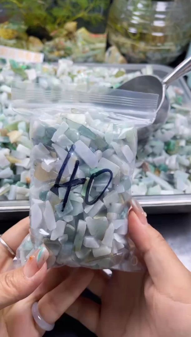 配石翡翠天然翡翠迷你500克40