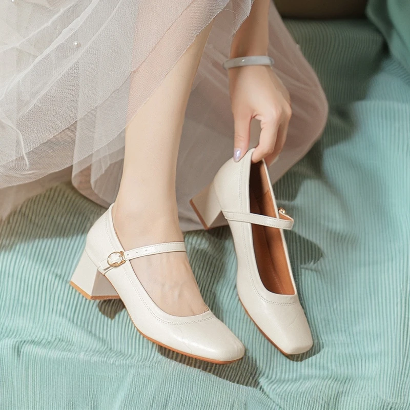 真皮黑色低跟通勤休闲百搭气质软底复古法式浅口单鞋旗袍伴娘婚鞋