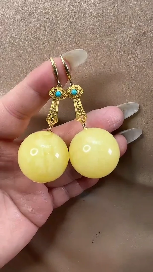 琥珀颈饰未镶嵌耳环