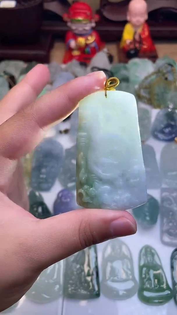 颈饰未镶嵌翡翠一念
