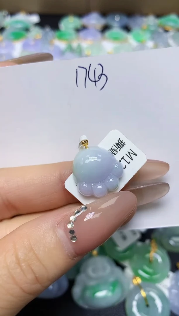 翡翠18K金镶嵌颈饰 天然缅甸翡翠A货
