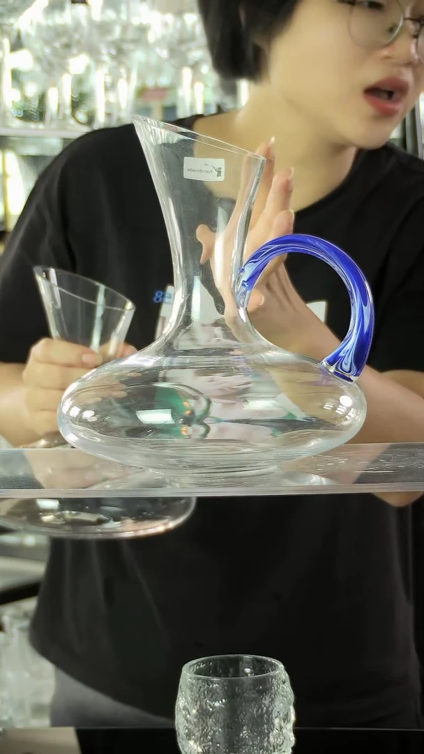 水晶玻璃平底款Z105蓝色把手醒酒器+4个伏魔杯