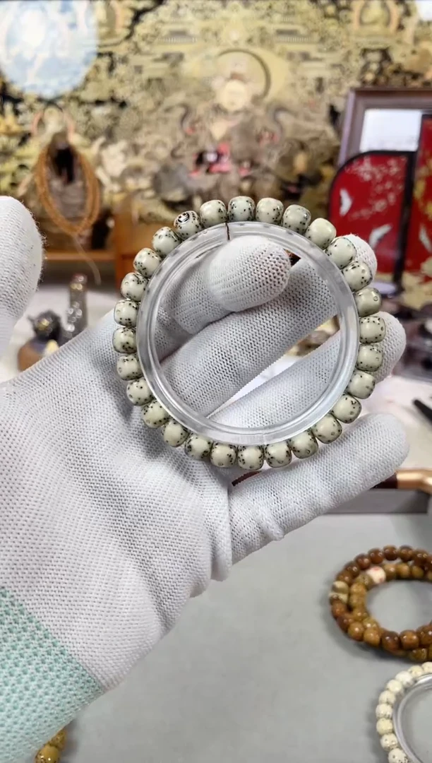 手串星月菩提8*7月带超大留白贯穿 撞色绿包白 银标级 一物一图！