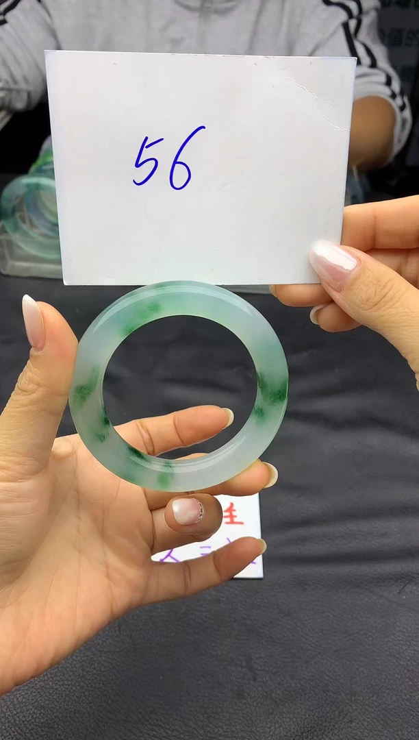 玉非料石英质玉时尚手镯