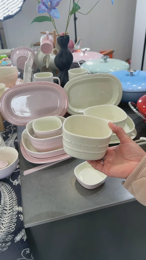 【闪购商品】瓷4英寸方形小碗-奶油白