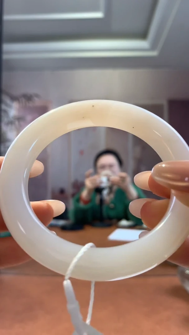 【闪购商品】和田玉手镯未镶嵌藕粉手镯58圈