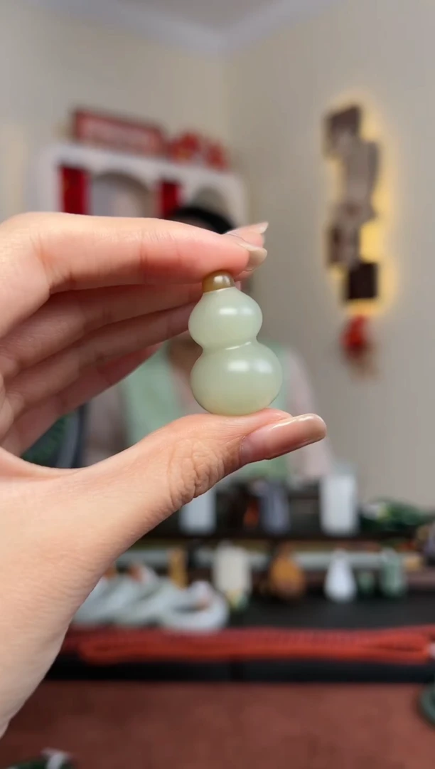 【闪购商品】和田玉颈饰未镶嵌30*20 葫芦