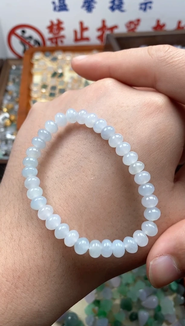 【闪购商品】翡翠颈饰未镶嵌哥哥