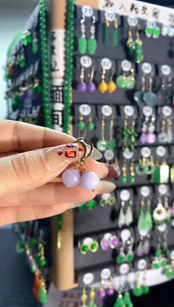 【闪购商品】翡翠耳饰银S925镶嵌265...