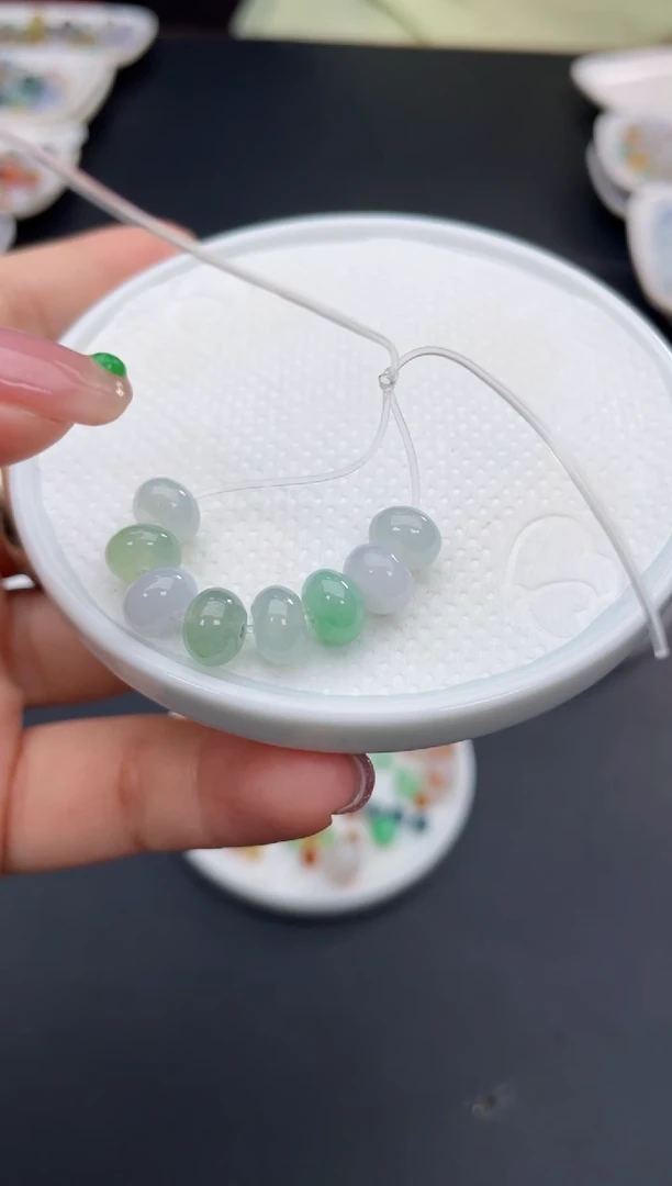 翡翠未镶嵌颈饰锦**花啊A165