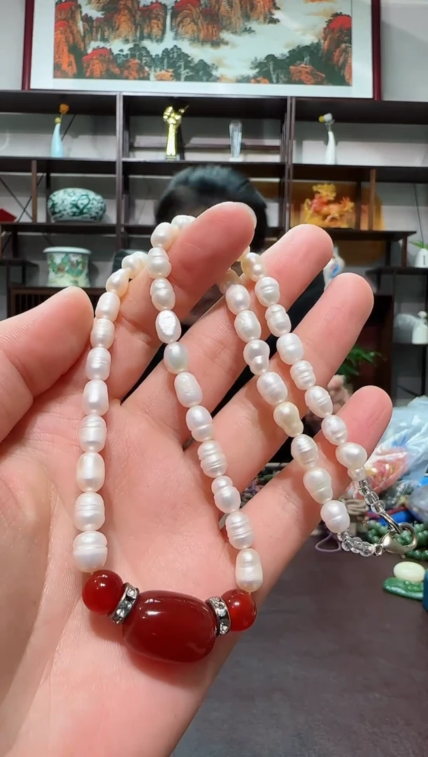 颈饰未镶嵌淡水珍珠