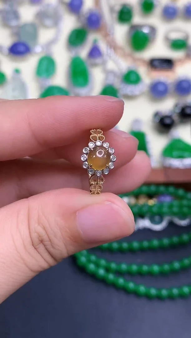 颈饰18K金镶嵌翡翠335-中国好珍宝