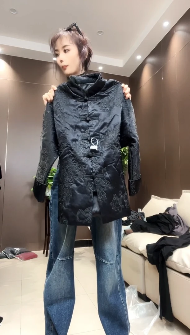 黑色绣花棉袄S110斤