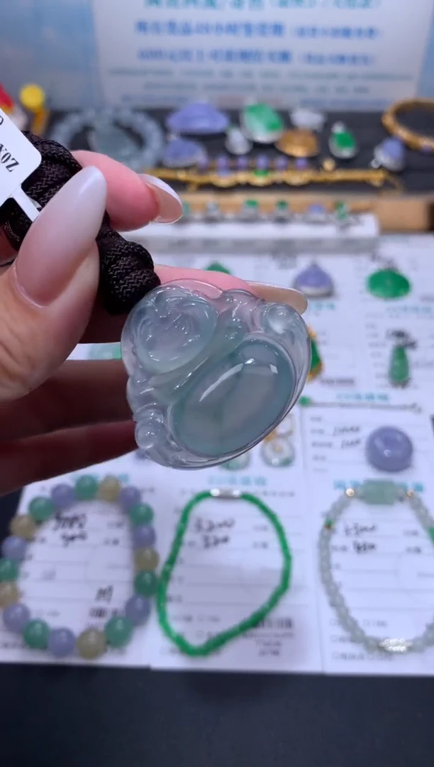 翡翠18K金镶嵌颈饰模式推广期48小时鉴赏期