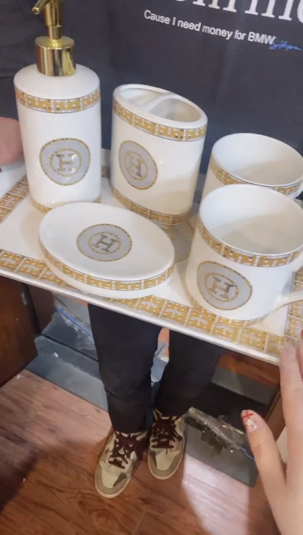 【闪购商品】杯全场正品，京东包邮