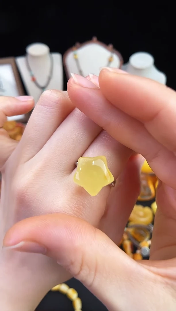 琥珀未镶嵌珠宝奇石柒月