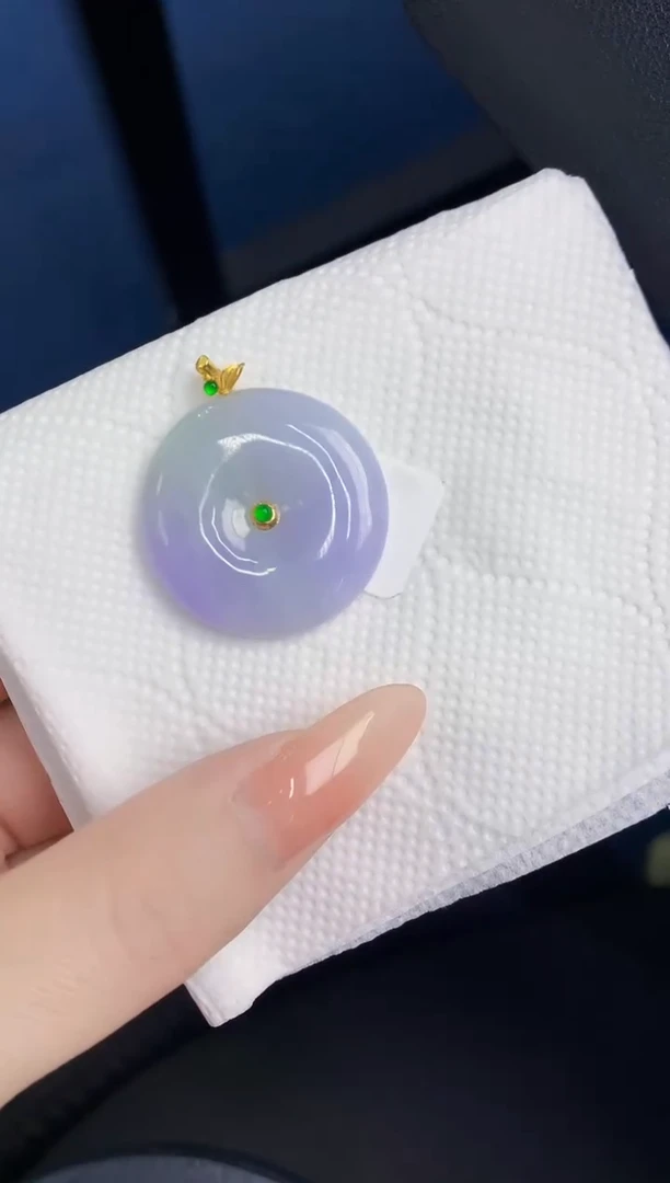 颈饰18K金镶嵌翡翠缅甸天然翡翠A货