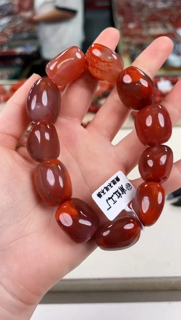 未镶嵌瓦西随型手串南红玛瑙（多样式发其一）