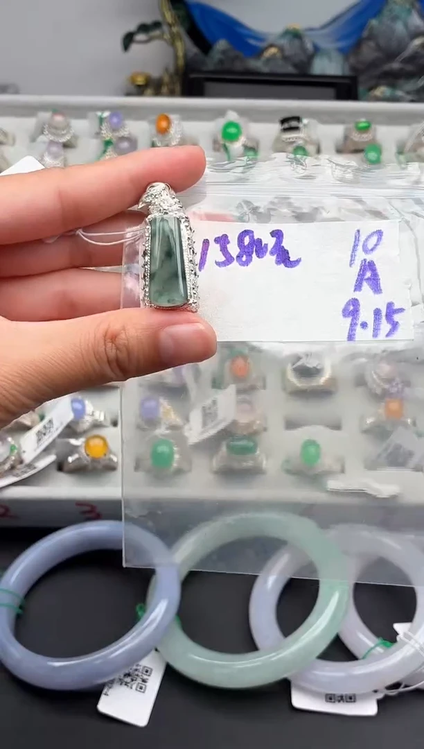 未镶嵌定制翡翠毛货需精细抛光+发货拍一发一