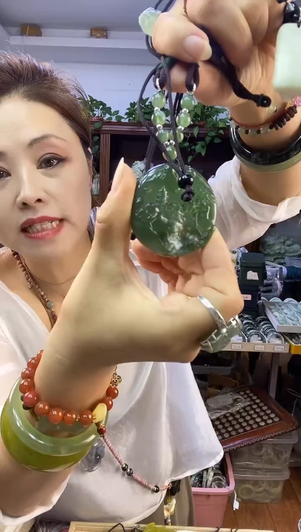 未镶嵌蛇纹石玉山水用****3多样性随机发一