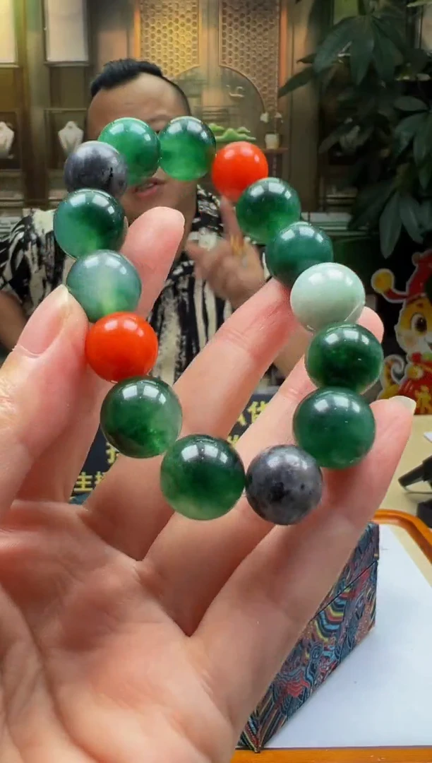 翡翠未镶嵌颈饰YY2025-5-25-28