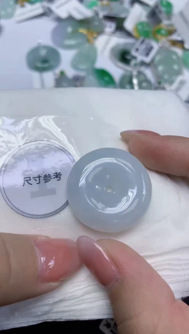 颈饰未镶嵌翡翠天然缅甸翡翠A货百元以上9元证书费自理