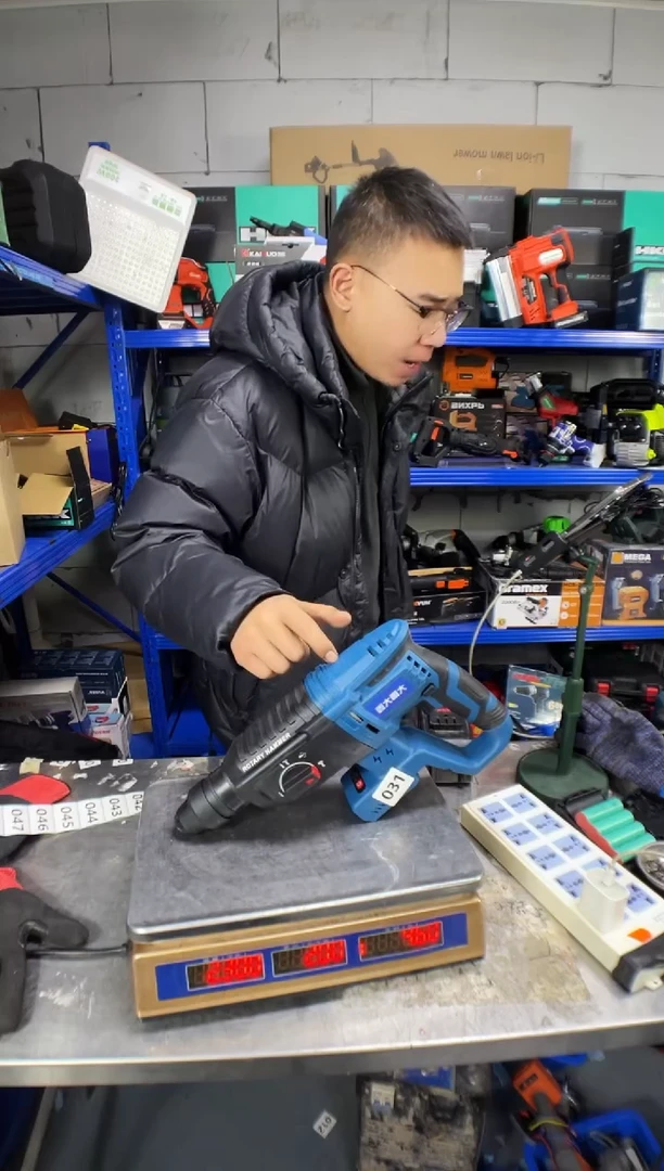 二手工具听讲解看图片下单 没有运费险031锂电轻锤