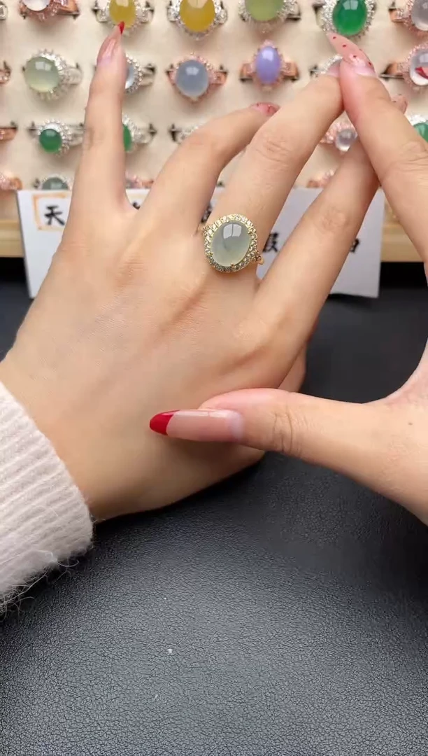 【闪购商品】翡翠戒指银S925镶嵌一物一证一礼盒