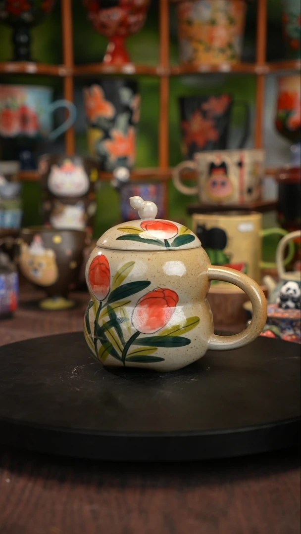 釉下手绘陶瓷杯子