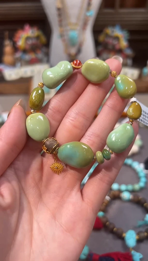 18K金镶嵌绿松石手链绿松石手链