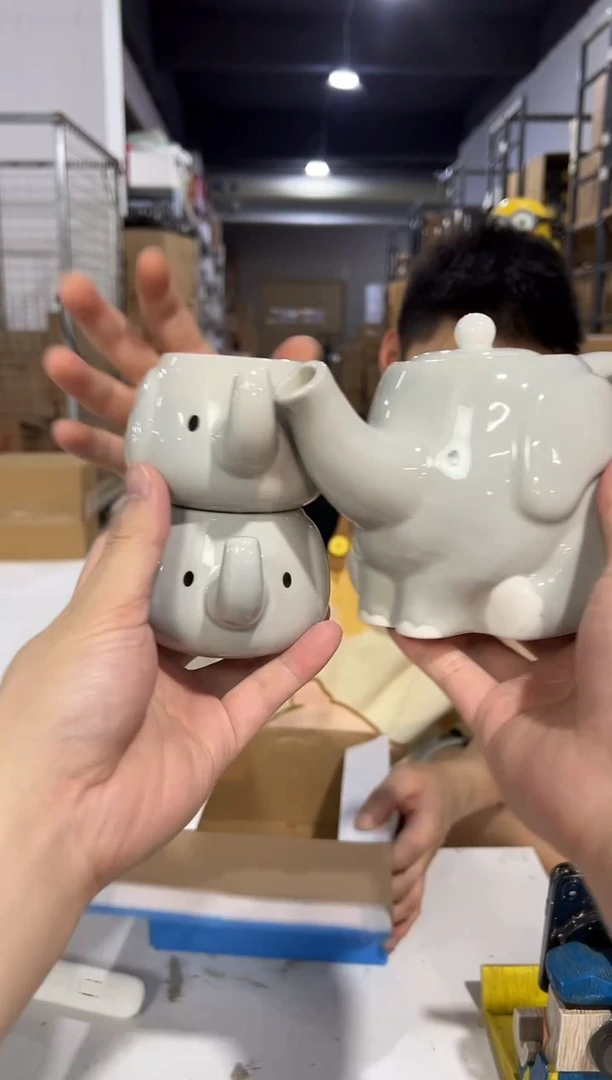 瓷片原盒大象茶壶套组